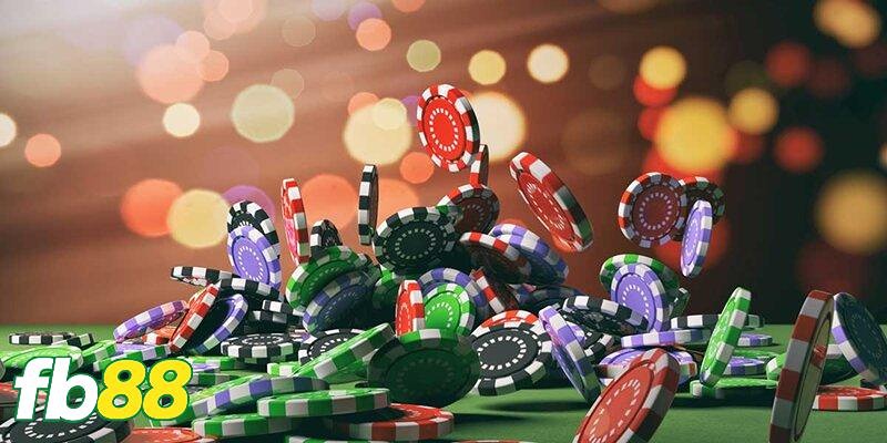 Bạn giao lưu Poker nhiều sẽ biết cách Bluff hiệu quả
